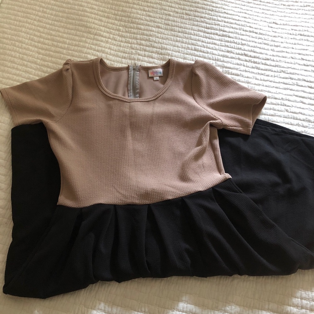 LuLaRoe color block Amelia